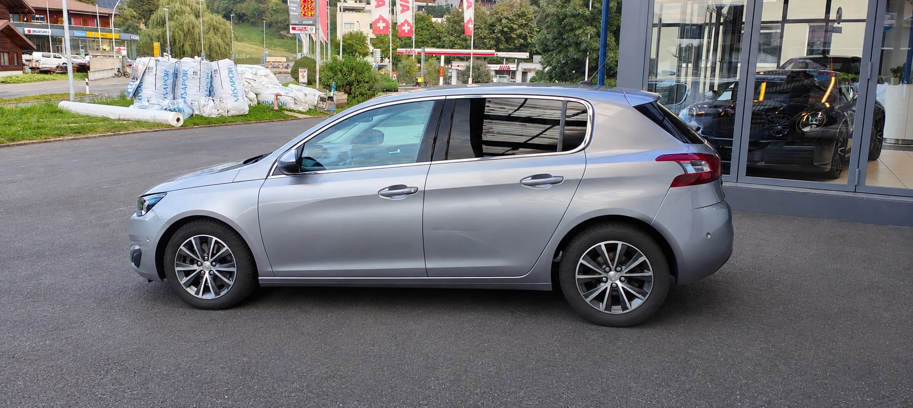 PEUGEOT 308 2.0 BlueHDI Allure Automatic-image-7