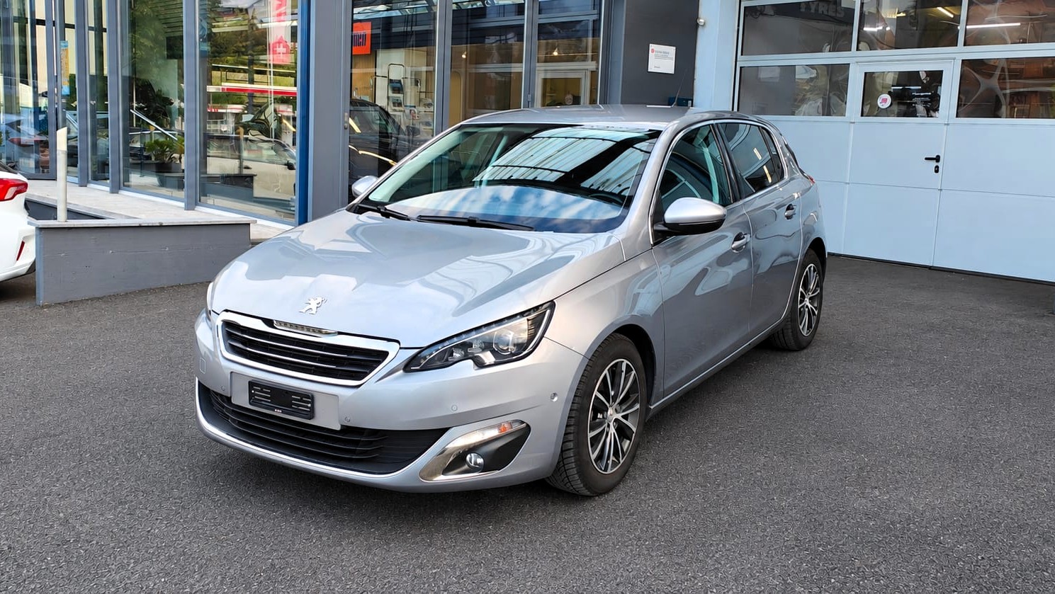 PEUGEOT 308 2.0 BlueHDI Allure Automatic