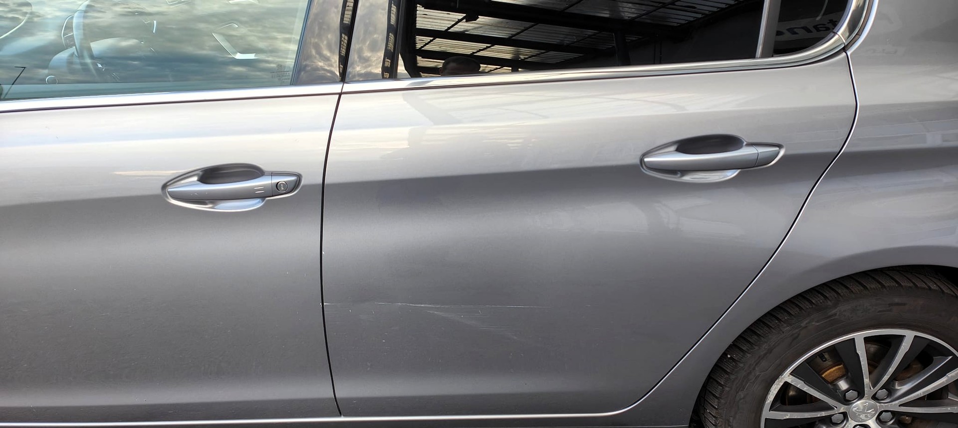 PEUGEOT 308 2.0 BlueHDI Allure Automatic-image-18