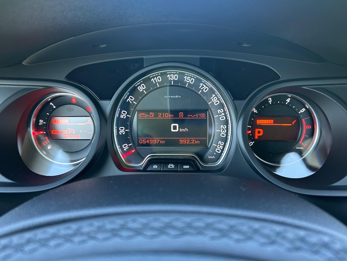 CITROEN C5 Tourer 1.6 Turbo Exclusive Automatic-image-22