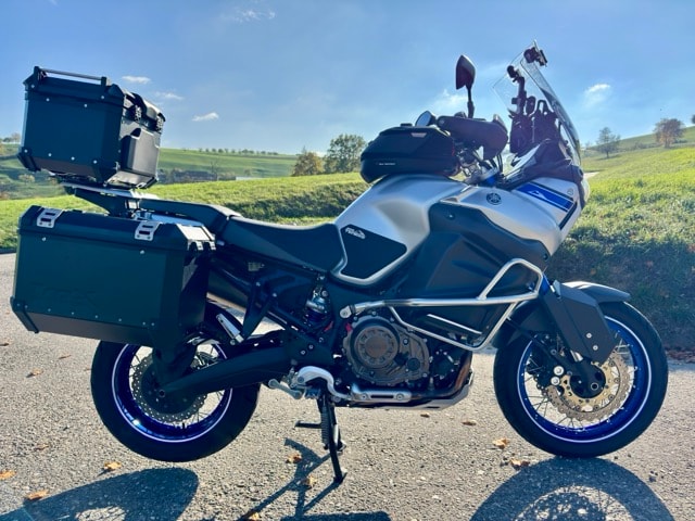 YAMAHA XT 1200 Z Super Ténéré-image-0