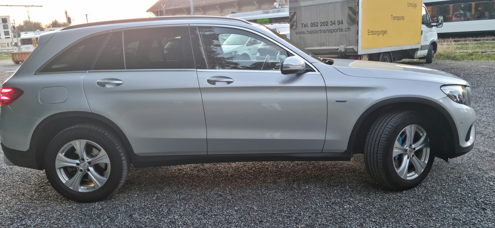 MERCEDES-BENZ GLC 350 e Exclusive 4Matic 7G-Tronic-image-4