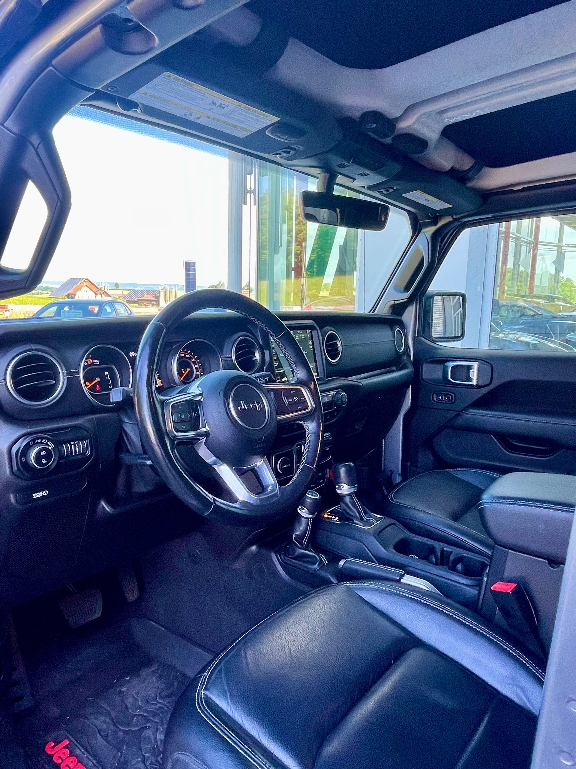 JEEP Gladiator 3,6i V6 Overland Trail Rated 4x4 284PS 100% Benziner-image-12