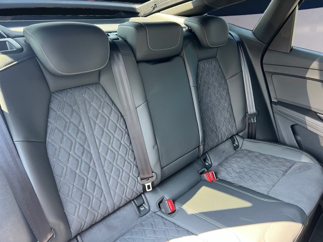 AUDI Q4 Sportback e-tron 50 quattro-image-15