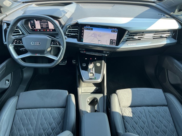 AUDI Q4 Sportback e-tron 50 quattro-image-9