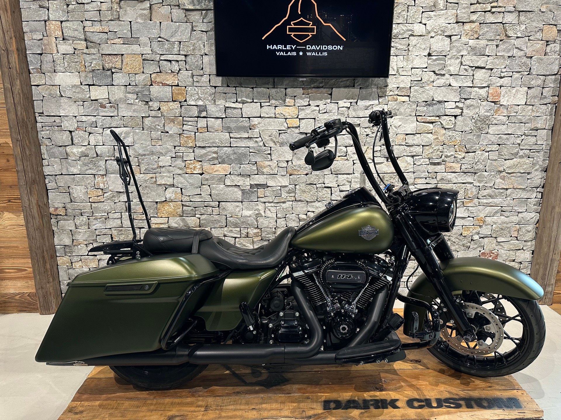 HARLEY-DAVIDSON FLHRXS Road King Special 114