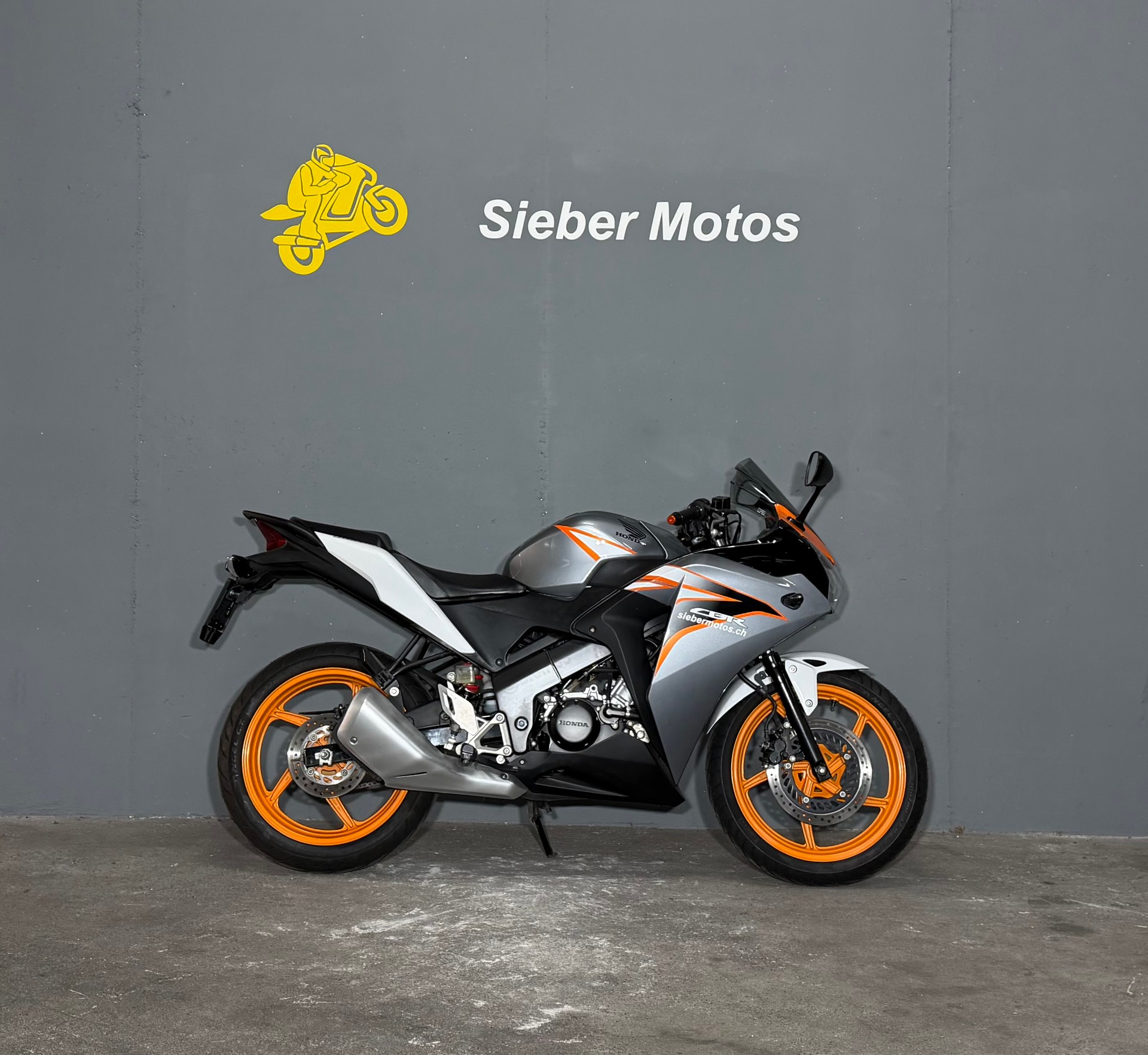 HONDA CBR125R