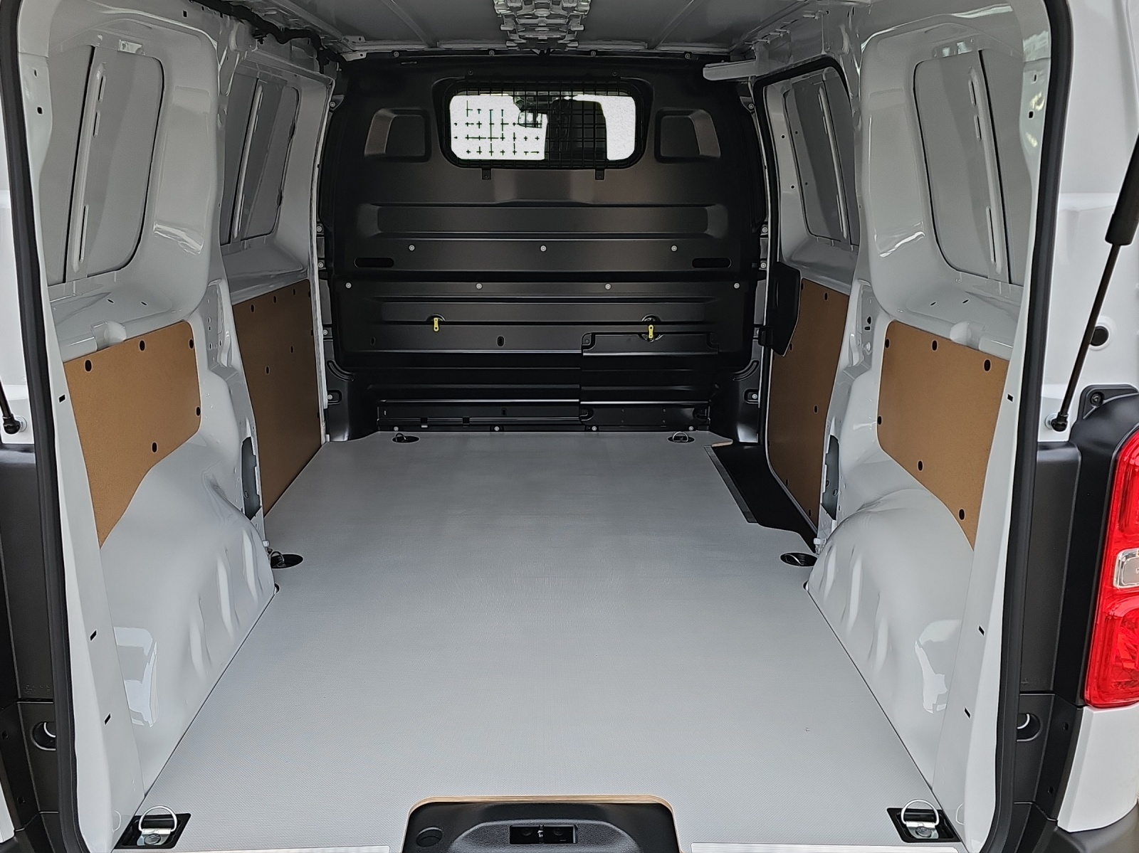PEUGEOT Expert Kaw. 1.5 BlueHDi 120 Standard-image-13