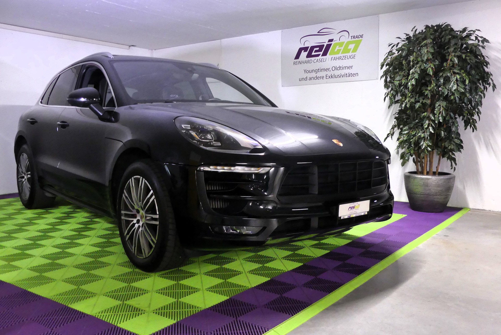 PORSCHE Macan GTS PDK-image-7