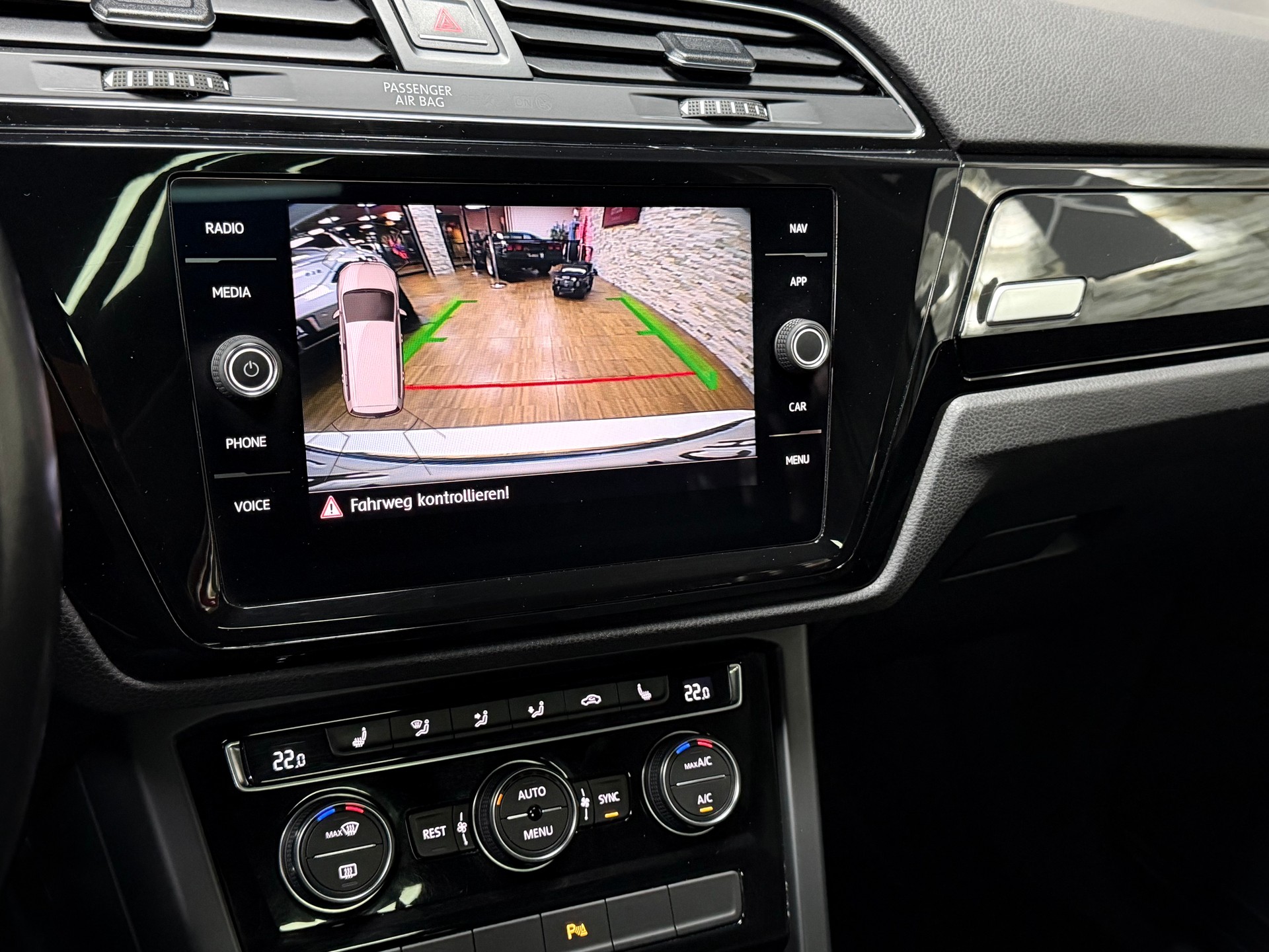 VW Touran 1.5 TSI EVO Comfortline DSG-image-16
