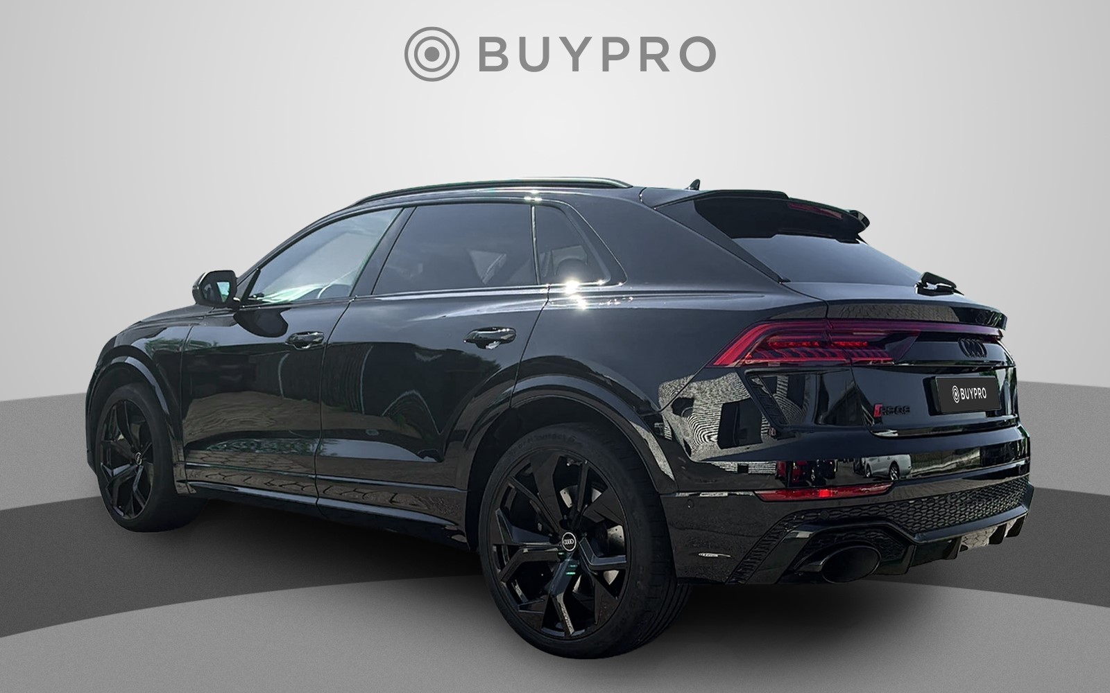 AUDI RSQ8 quattro tiptronic