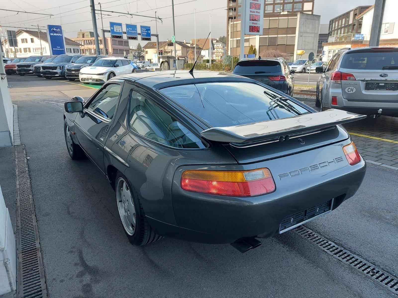 PORSCHE 928 5.0 S4-image-8
