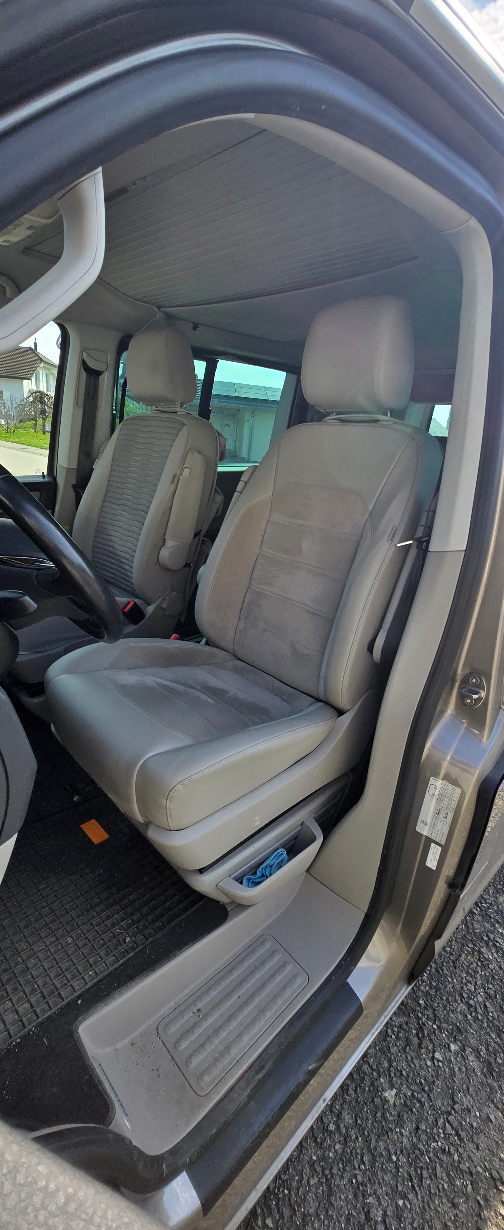 VW T6 California 2.0 Bi-TDI Ocean Liberty 4Motion DSG-image-12