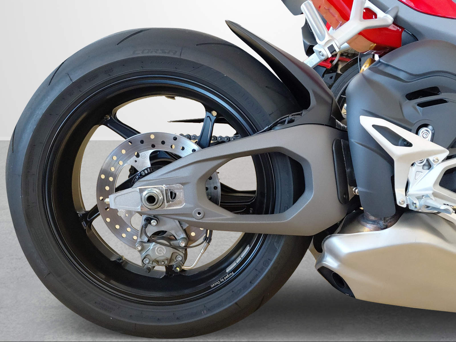 DUCATI STREETFIGHTER V4 S-image-4