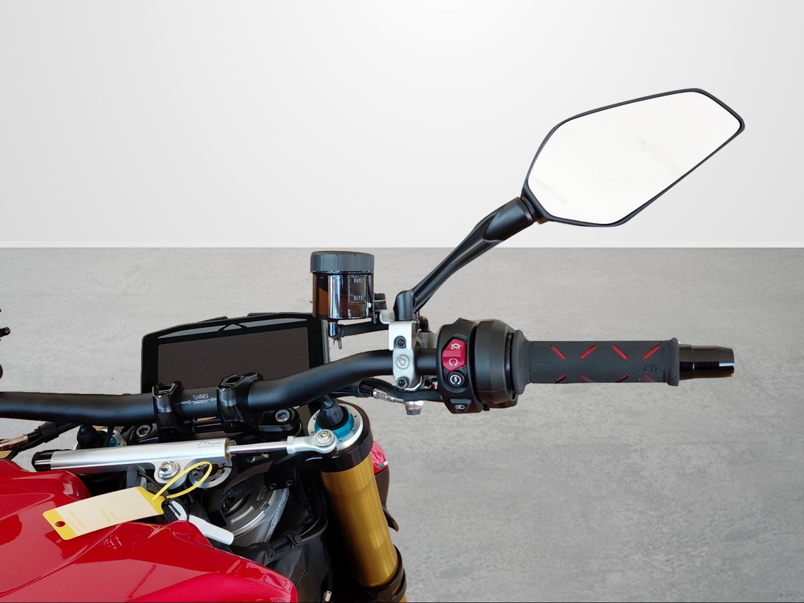 DUCATI STREETFIGHTER V4 S-image-2