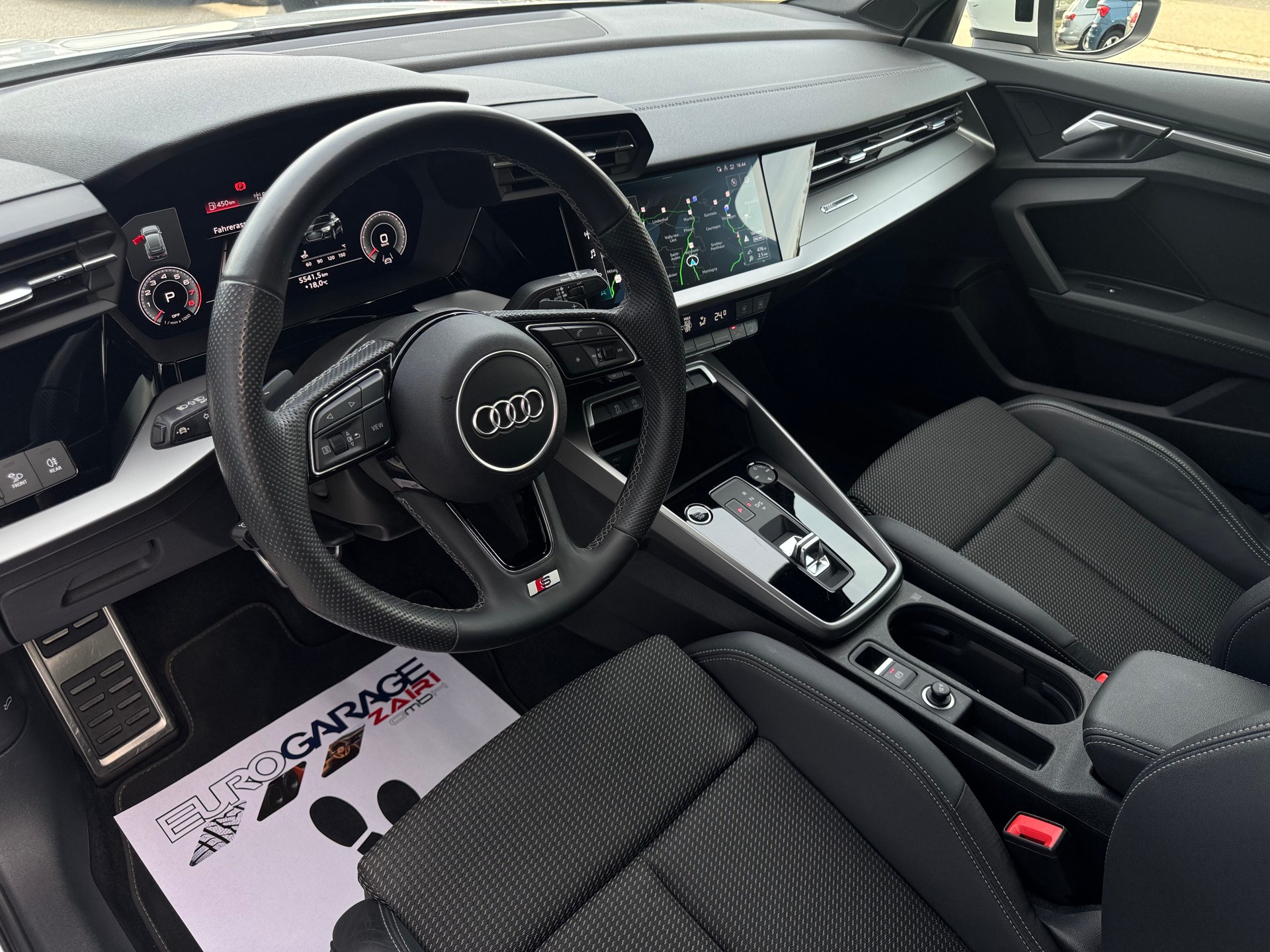 AUDI Sportback 35 TFSI S line Attraction S-tronic-showroom-element-2