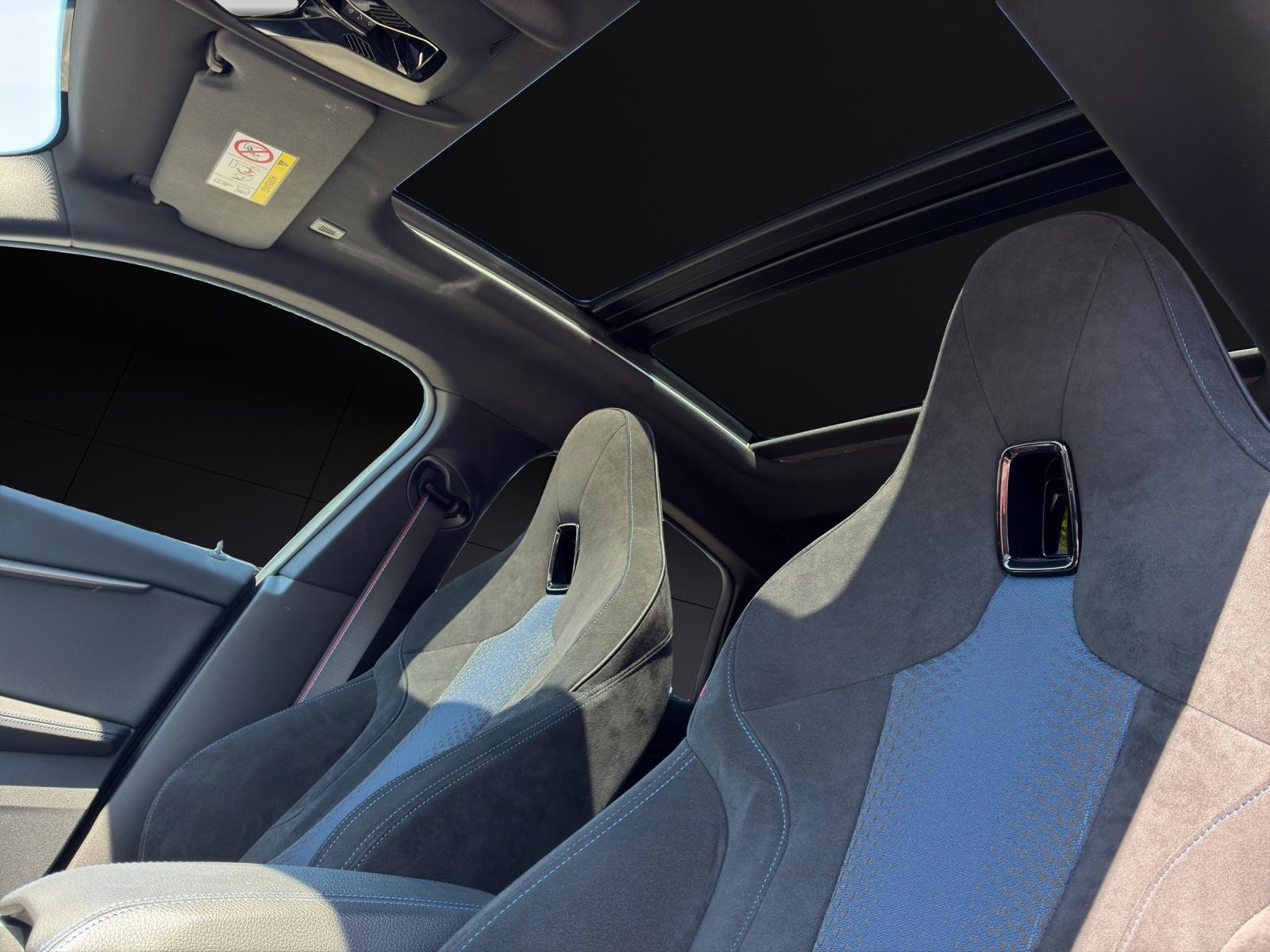 BMW M235i xDrive Gran Coupé-image-13