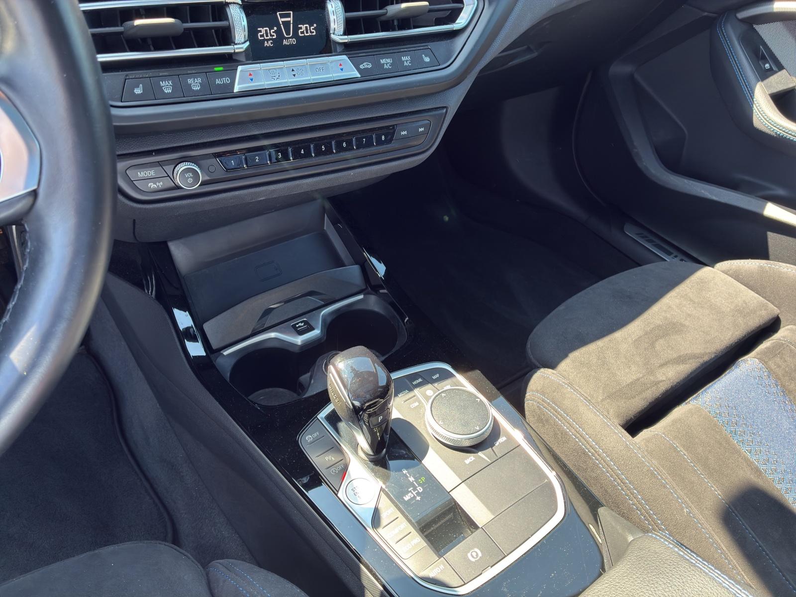 BMW M235i xDrive Gran Coupé-image-16