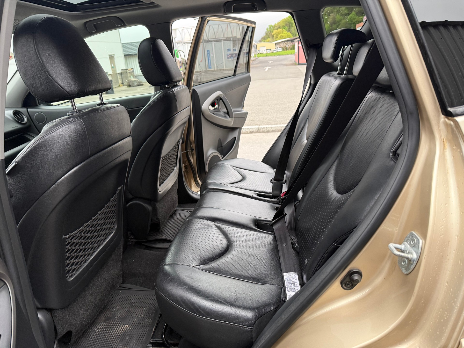 TOYOTA RAV-4 2.2D-CAT Linea Sol Premium AT-image-22