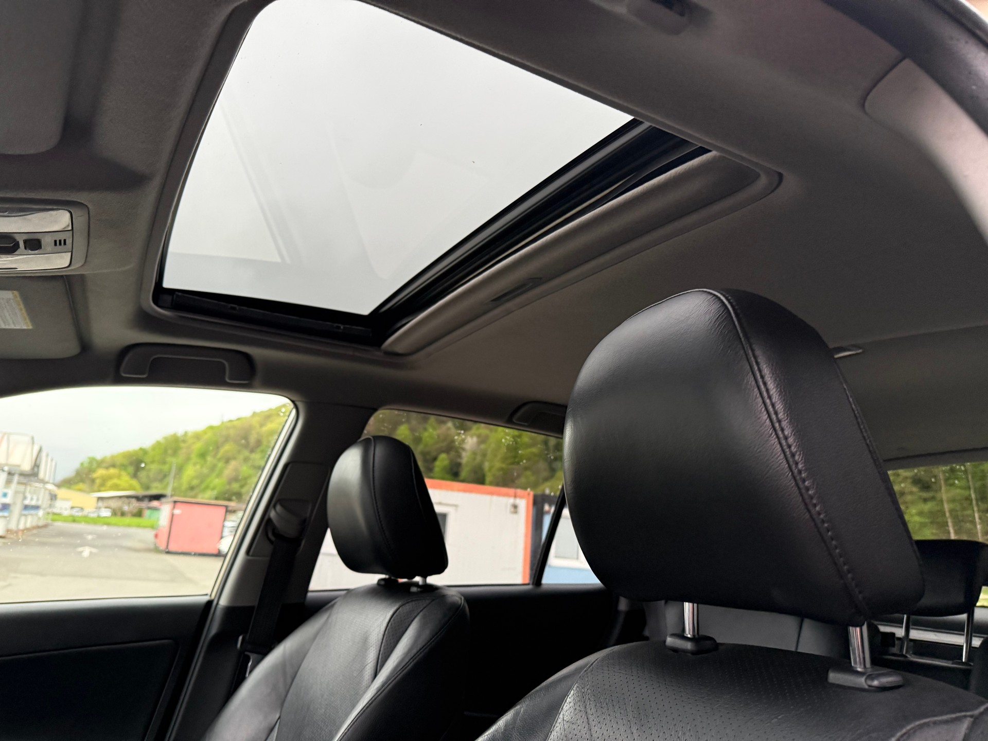 TOYOTA RAV-4 2.2D-CAT Linea Sol Premium AT-image-15