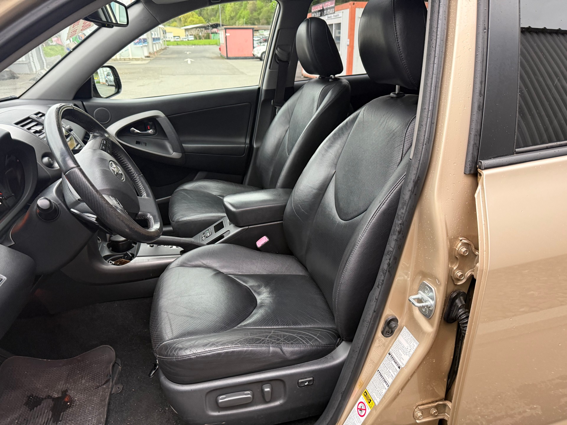 TOYOTA RAV-4 2.2D-CAT Linea Sol Premium AT-image-13