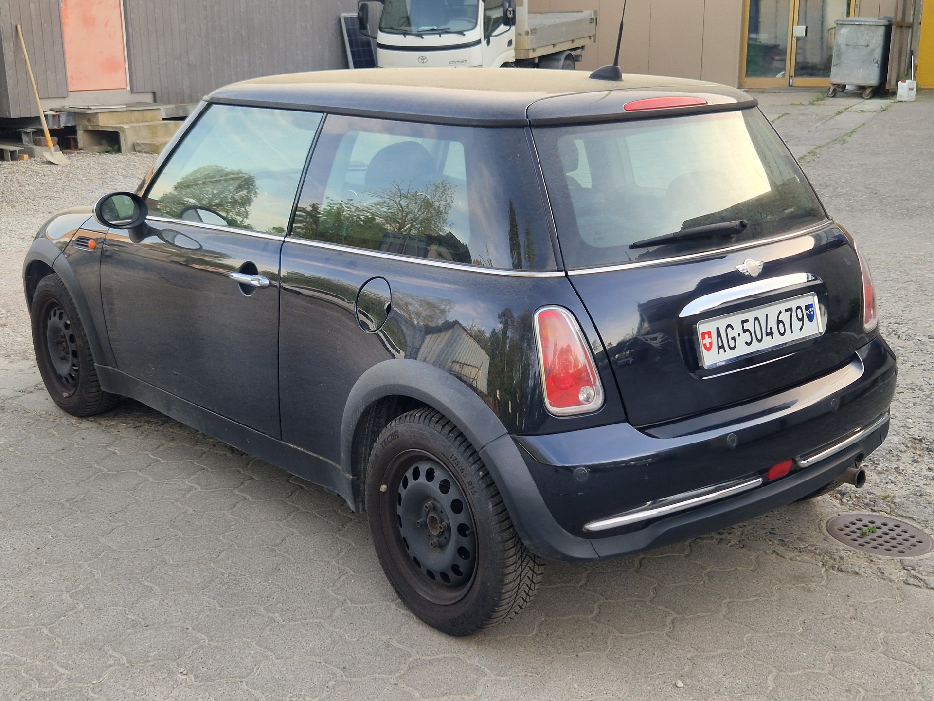 MINI One-image-6