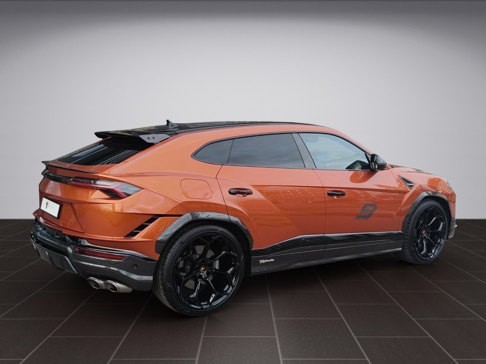 LAMBORGHINI Urus Performante SCV12-showroom-element-2