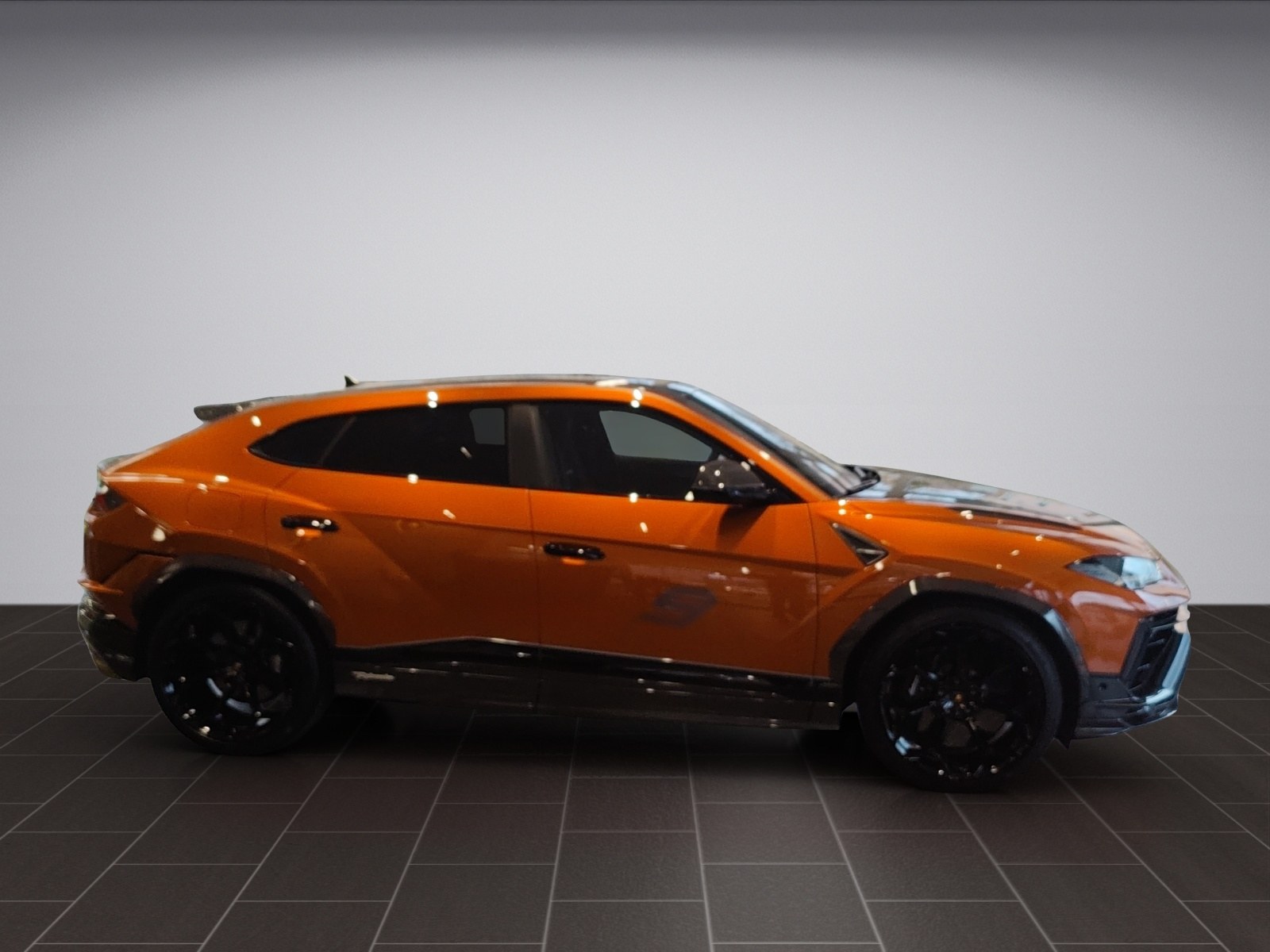 LAMBORGHINI Urus Performante SCV12-showroom-element-1