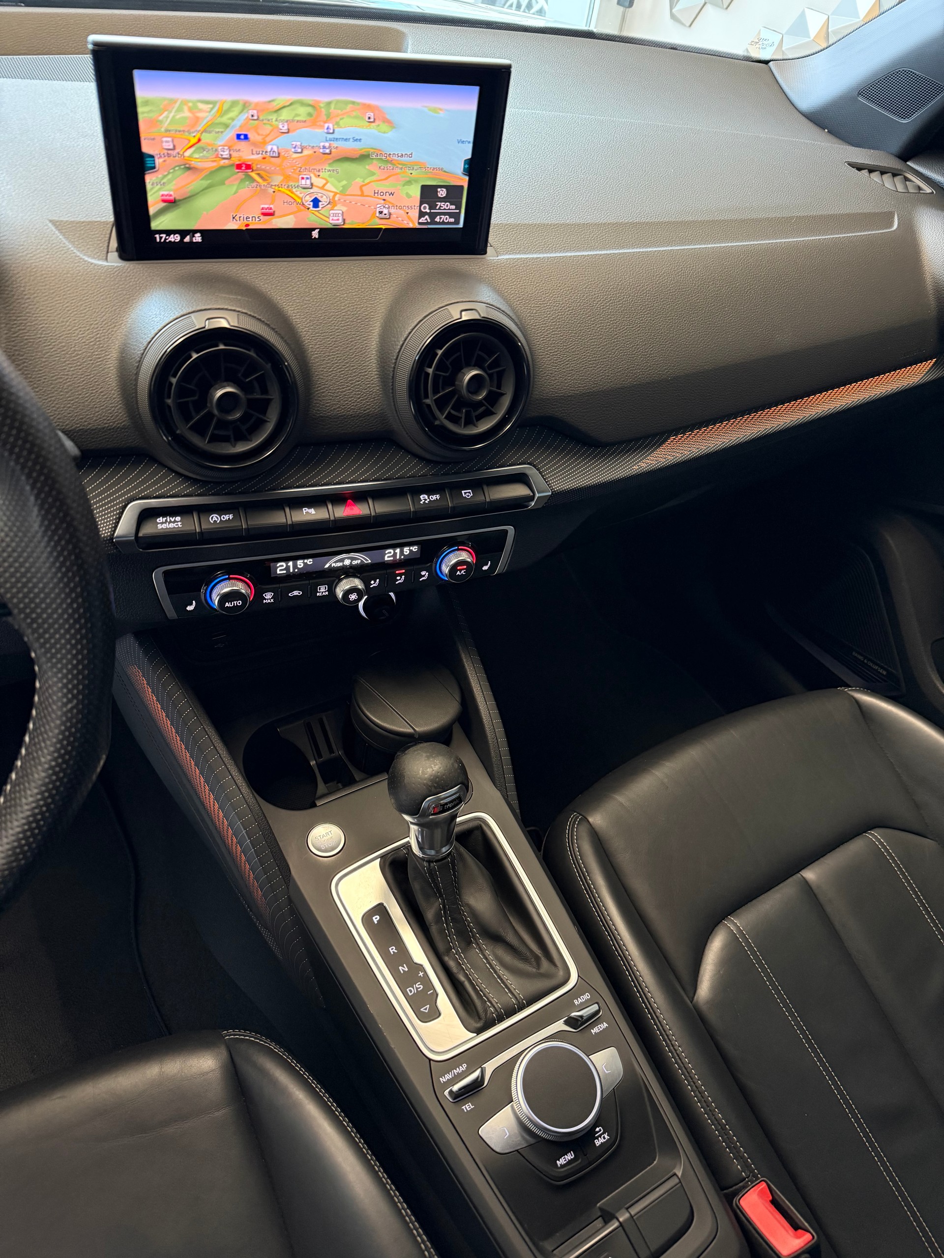 AUDI Q2 1.4 TFSI Edition # 1 S-Line S-tronic-image-16