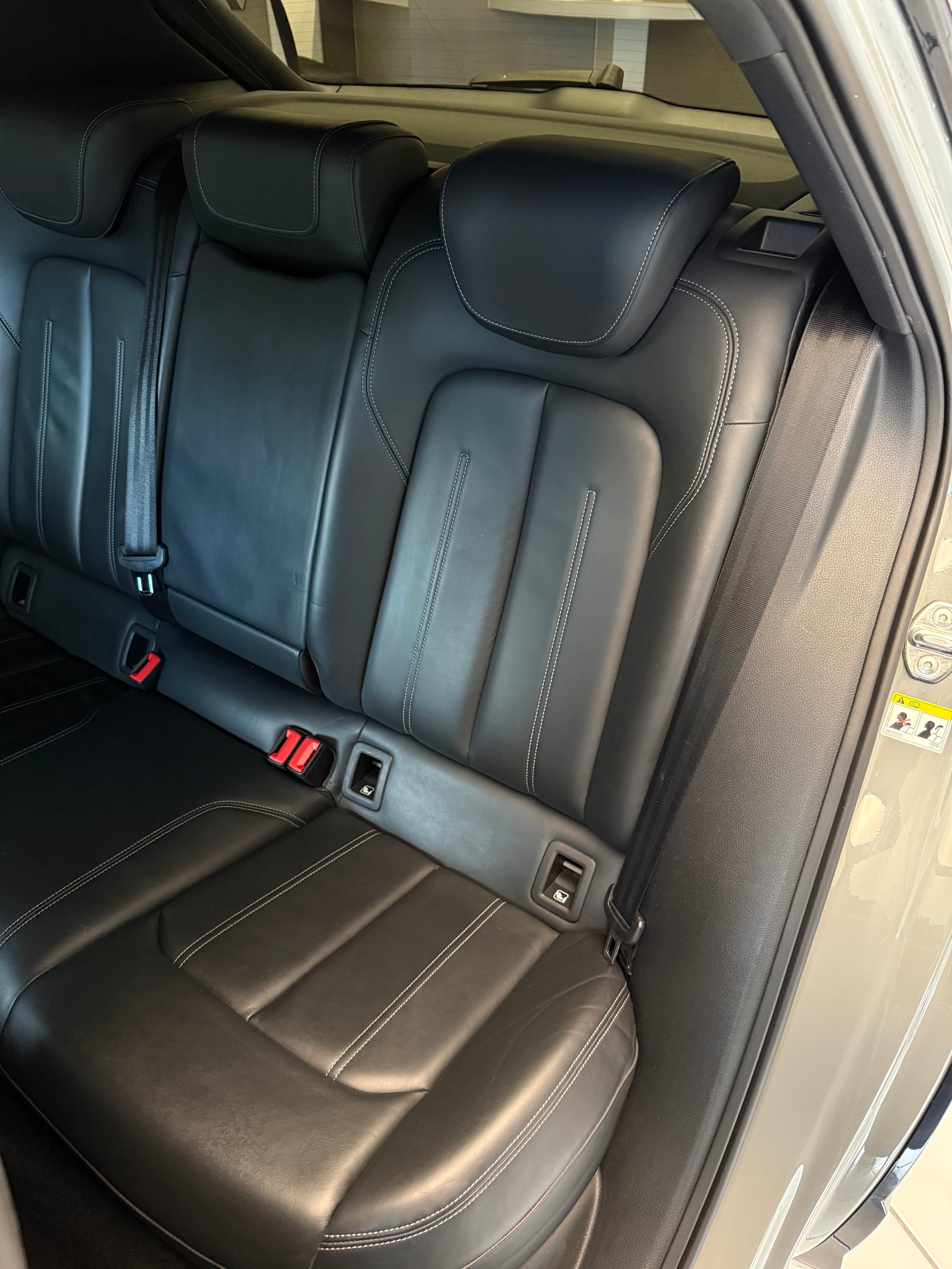 AUDI Q2 1.4 TFSI Edition # 1 S-Line S-tronic-image-7