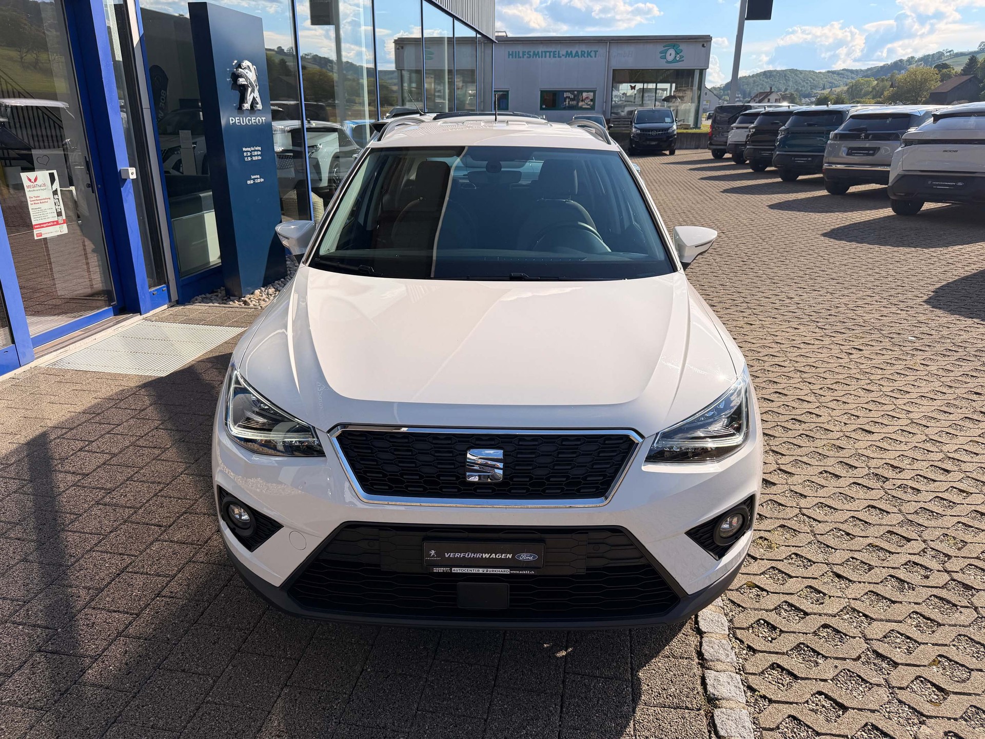 SEAT Arona 1.0 TSI 115 Style DSG-showroom-element-2