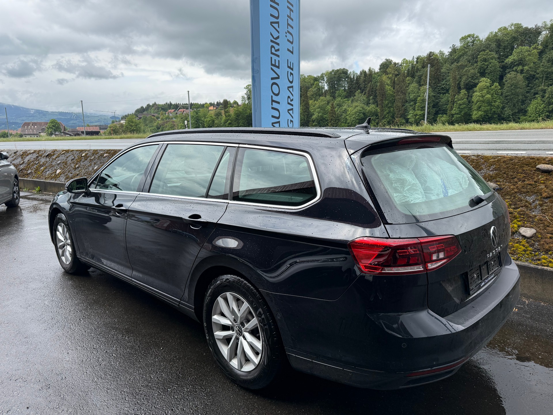 VW Passat 2.0 TDI BMT Business DSG-image-1