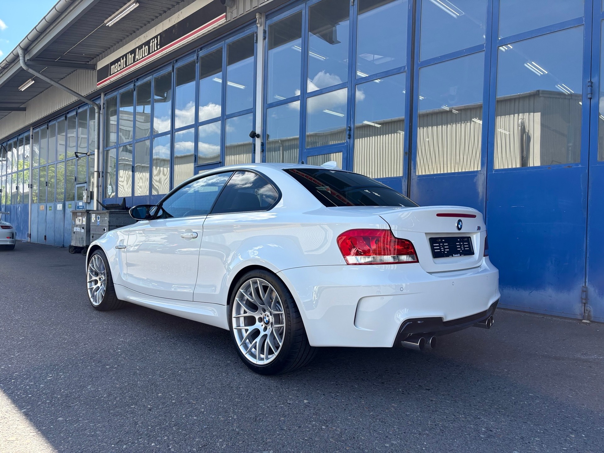 BMW 1er M Coupé-image-1