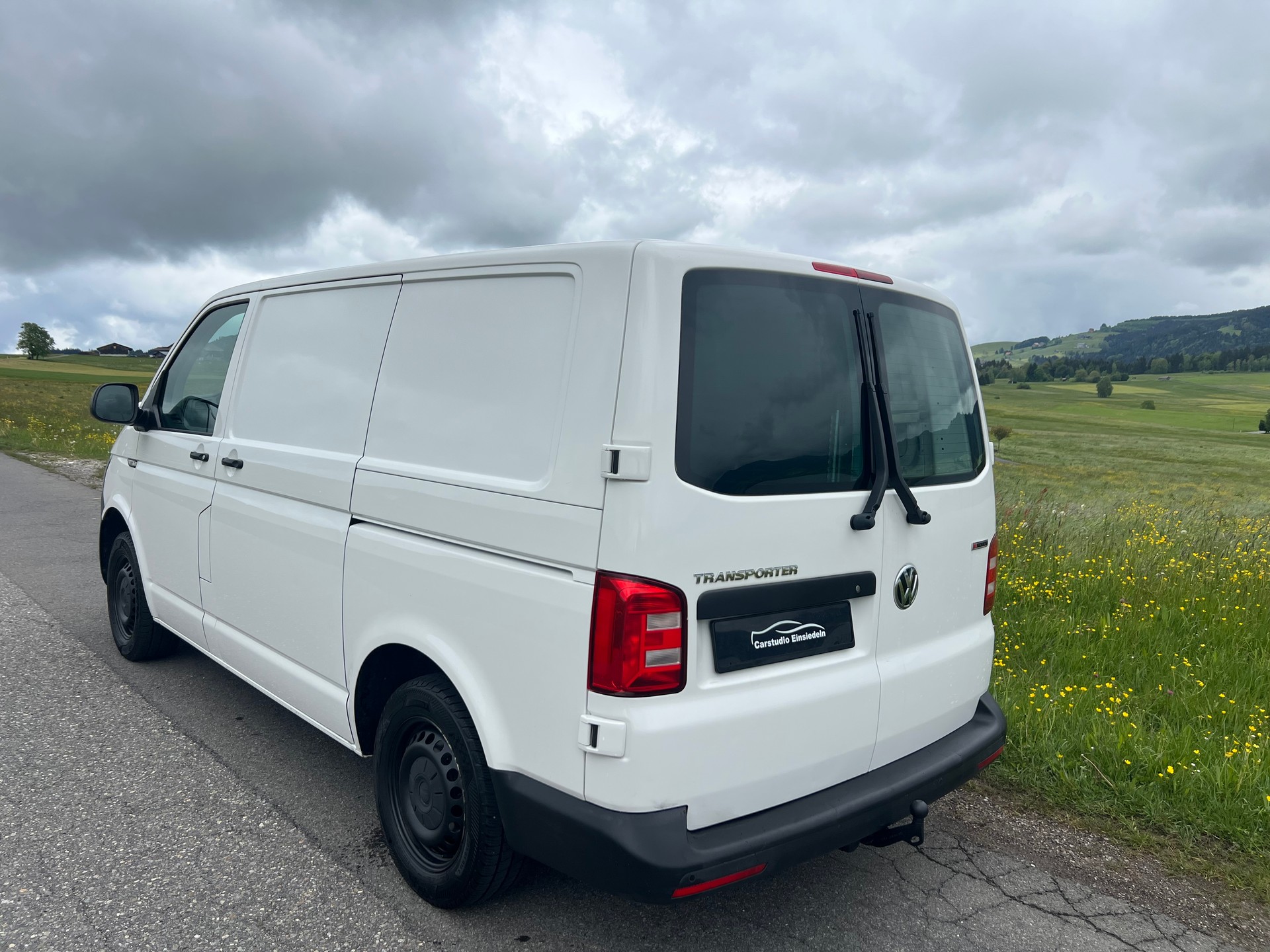 VW T6 2.0 TDI 4Motion Inkl. Innenausbau!-image-3
