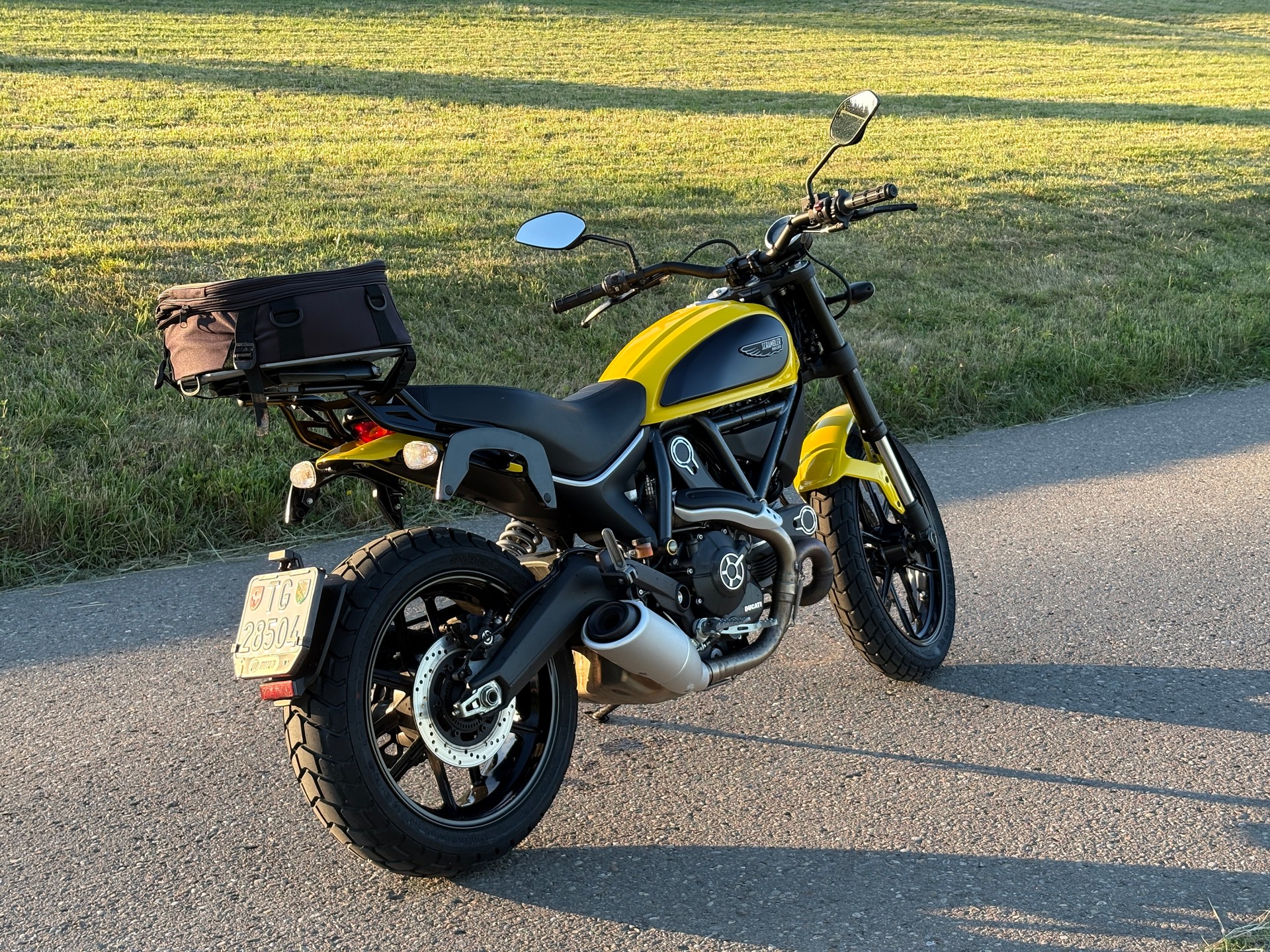 DUCATI ab MFK, ab Service, neue Reifen, mit Gepäckssystem-image-6