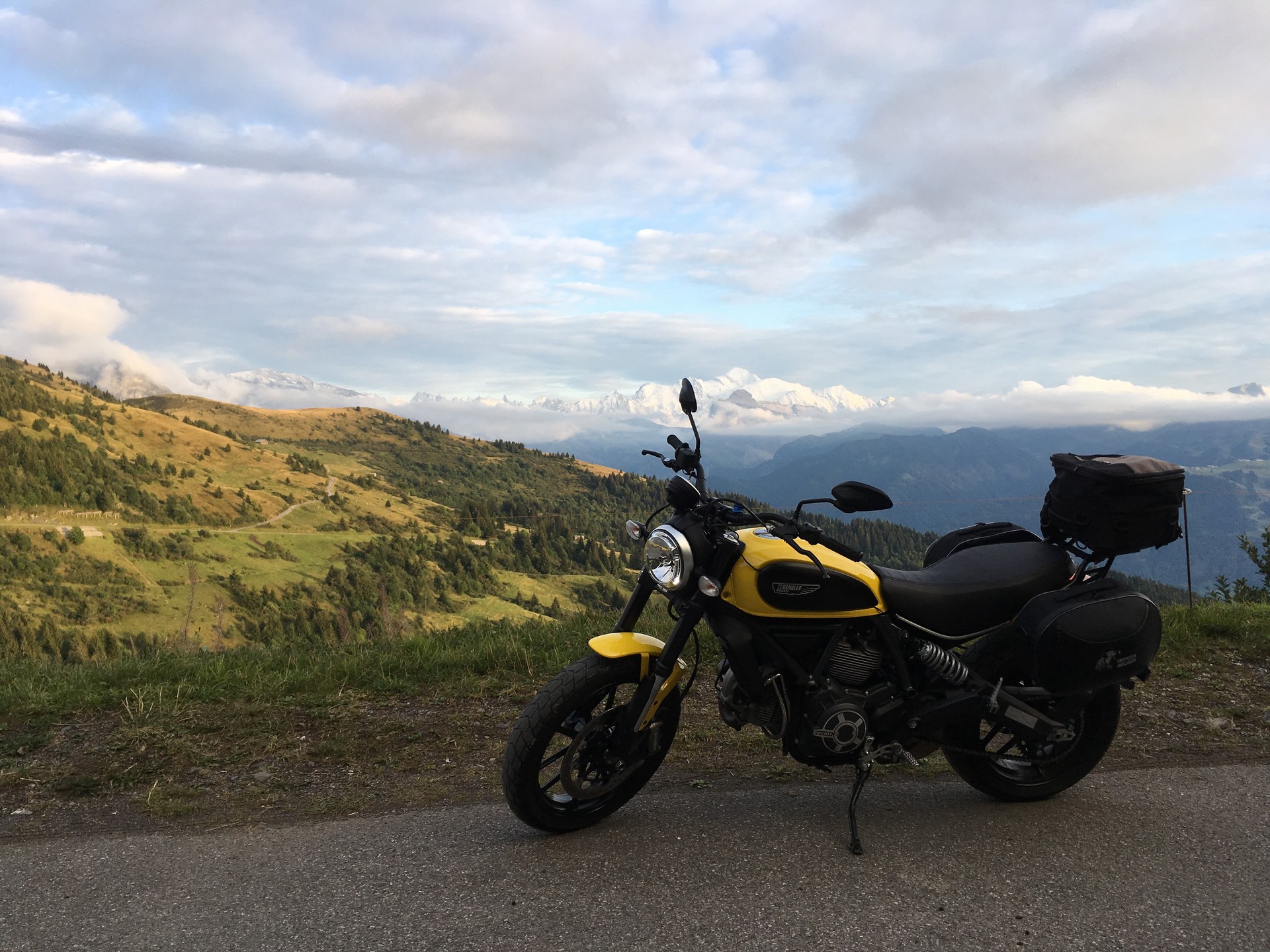 DUCATI Scrambler 800 Icon-image-2