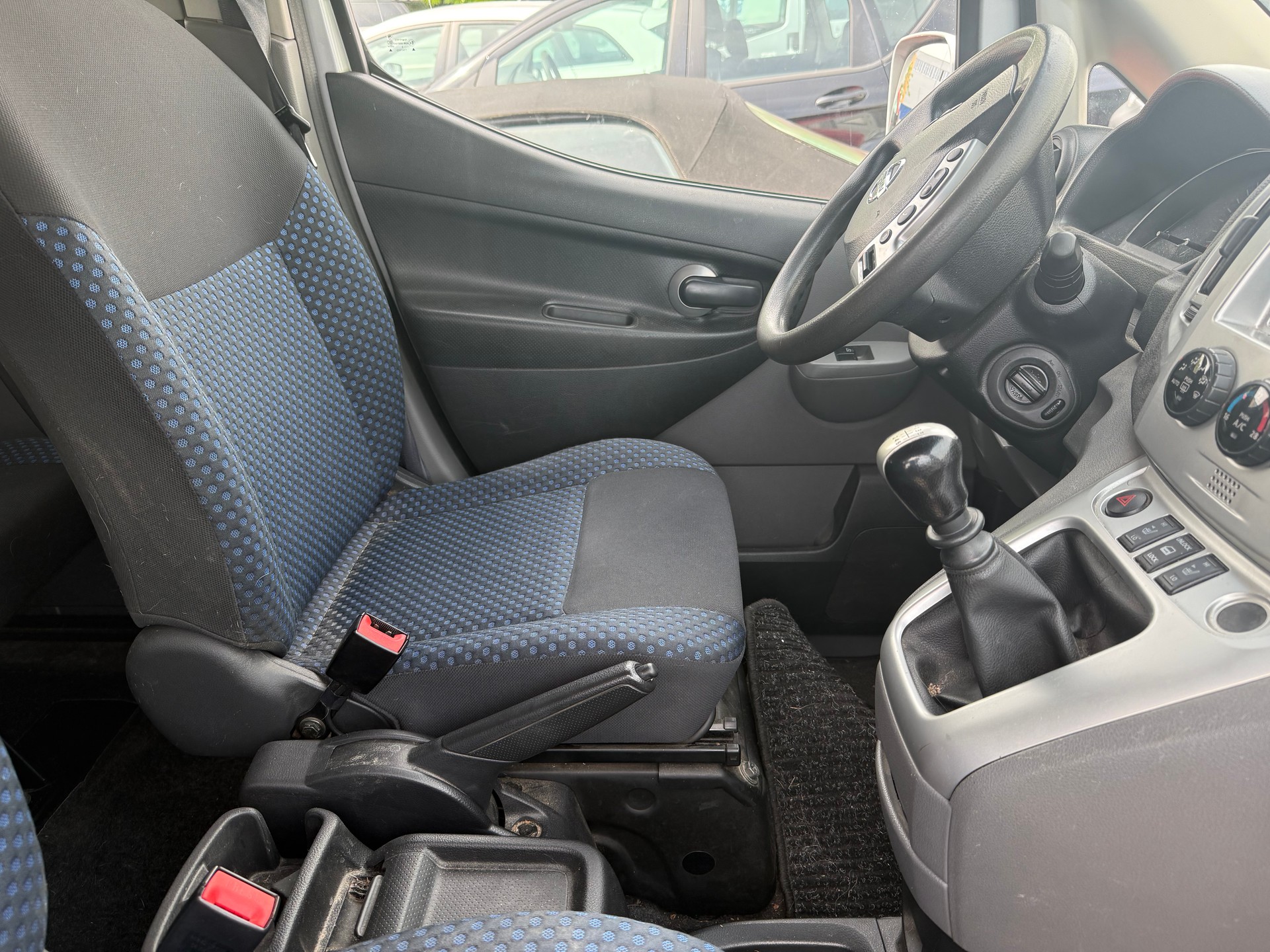 NISSAN NV200 1.5 dCi 110 Premium-image-4