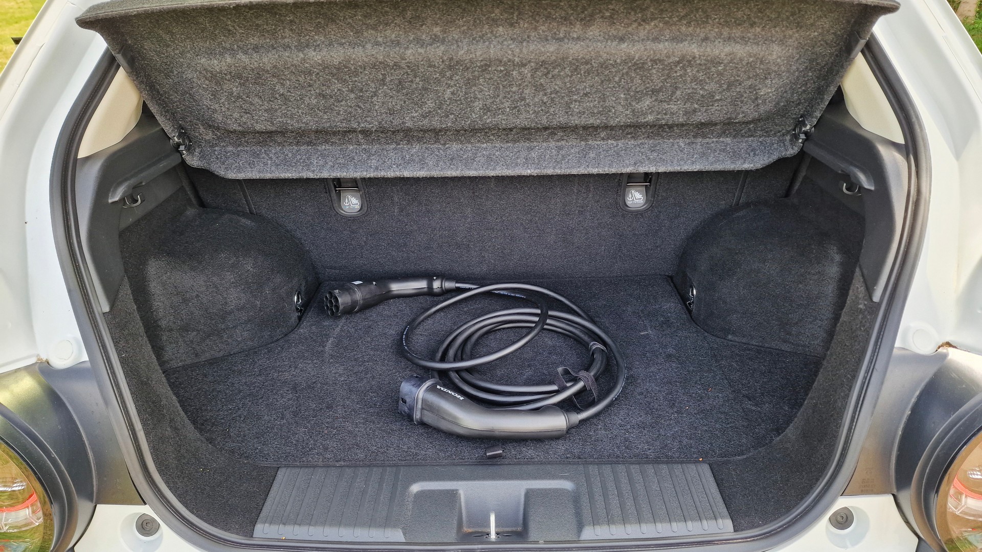 HONDA e-image-20