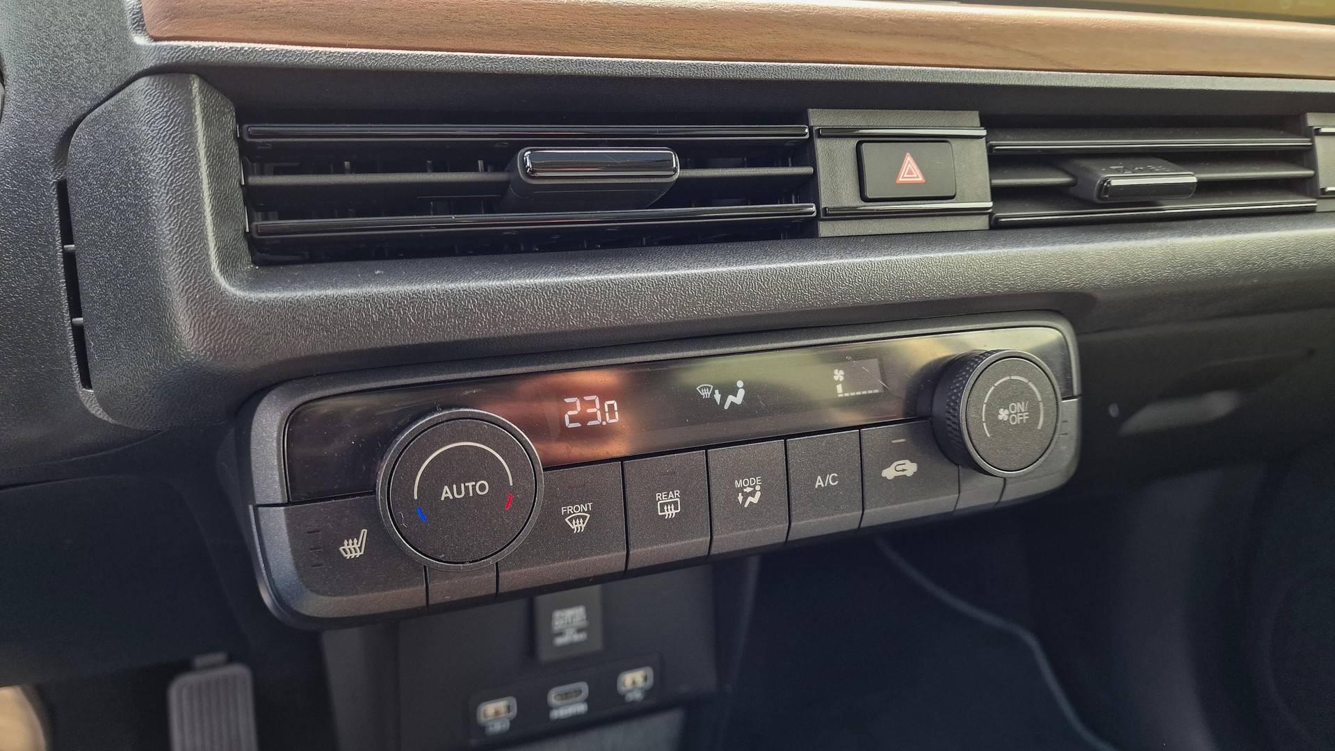 HONDA e-image-16