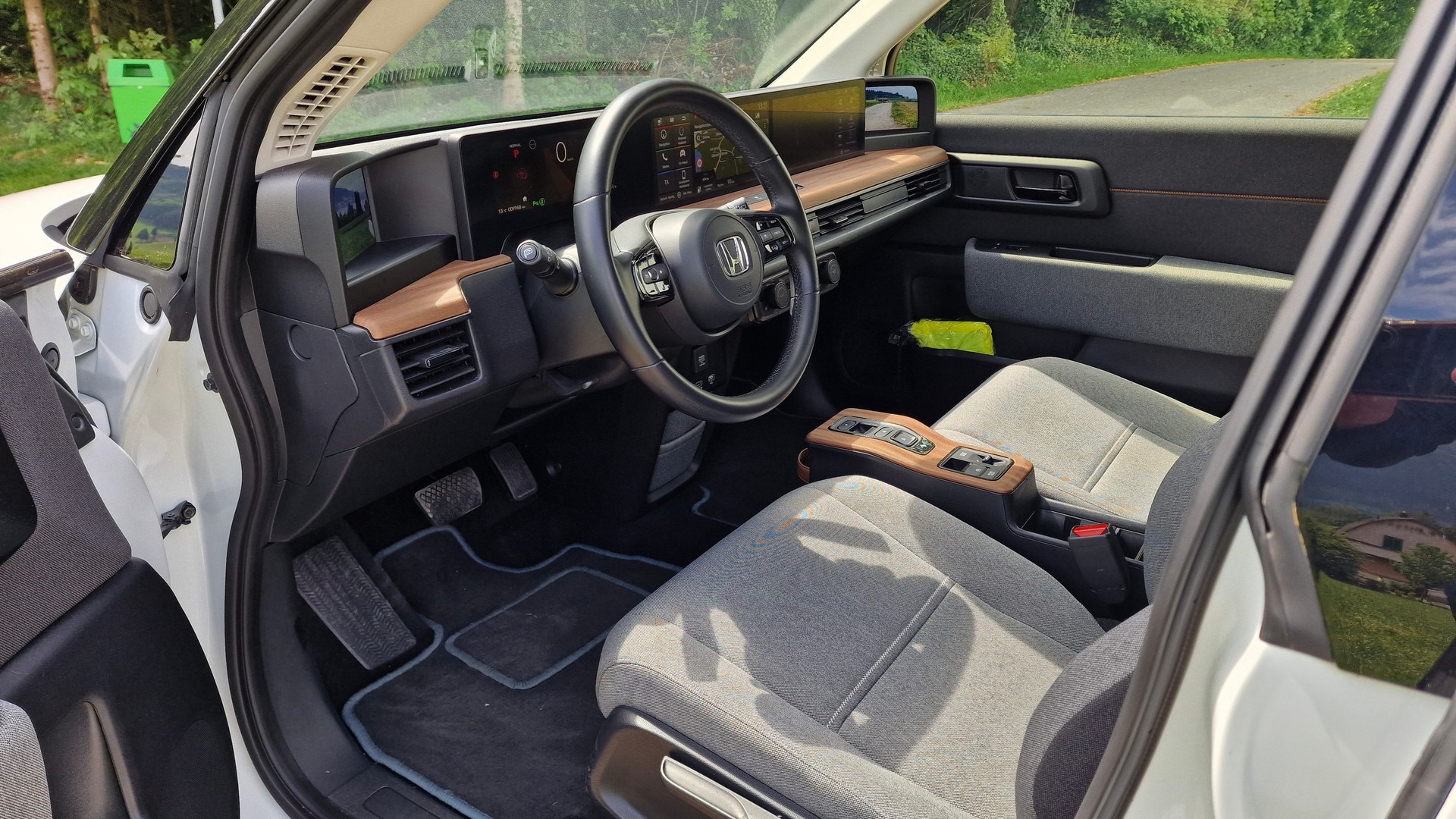 HONDA e-image-9