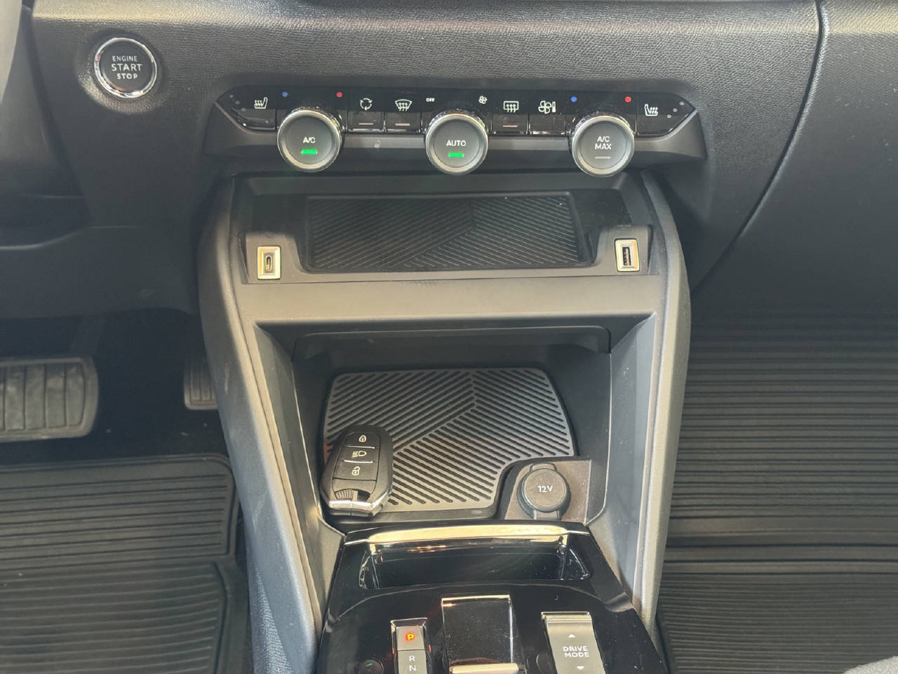 CITROEN C4 Swiss Edition 100% Elektrisch-image-13