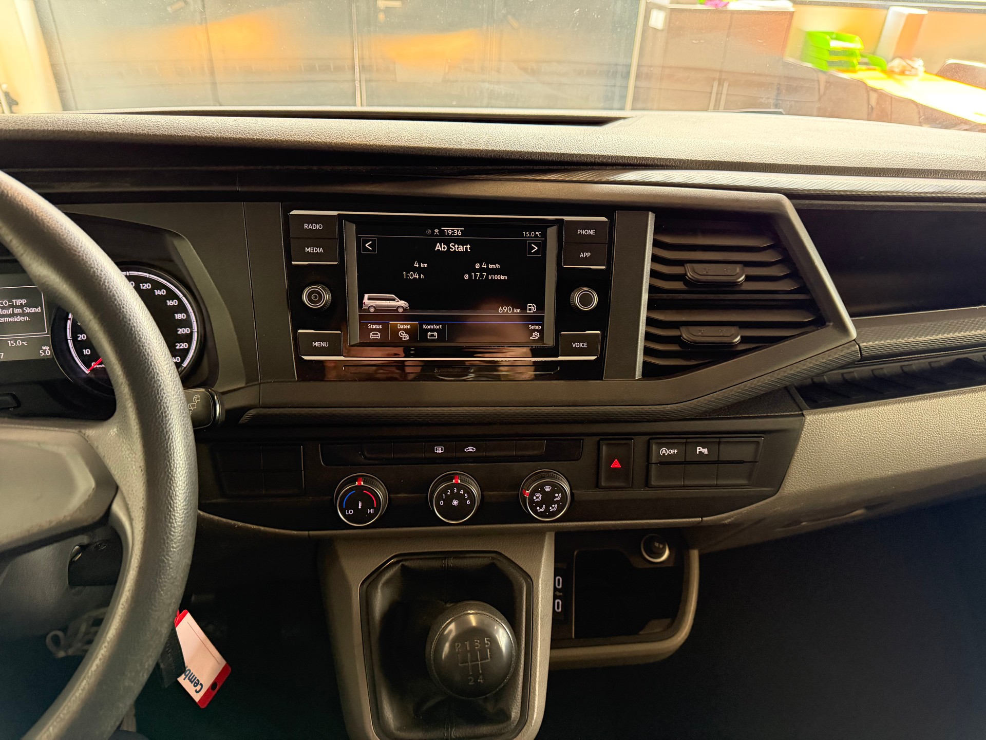 VW T6.1 2.0 TDI-image-16