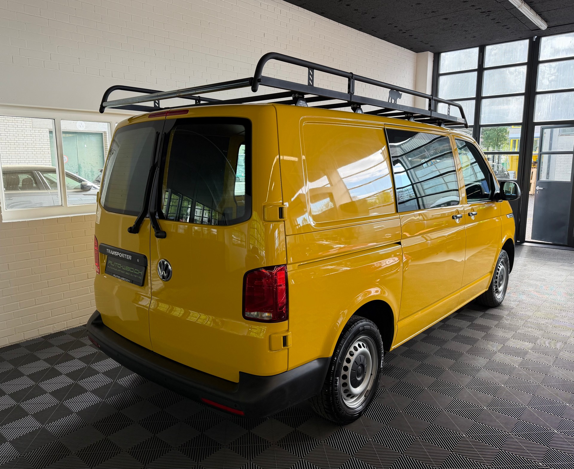 VW T6.1 2.0 TDI-showroom-element-2