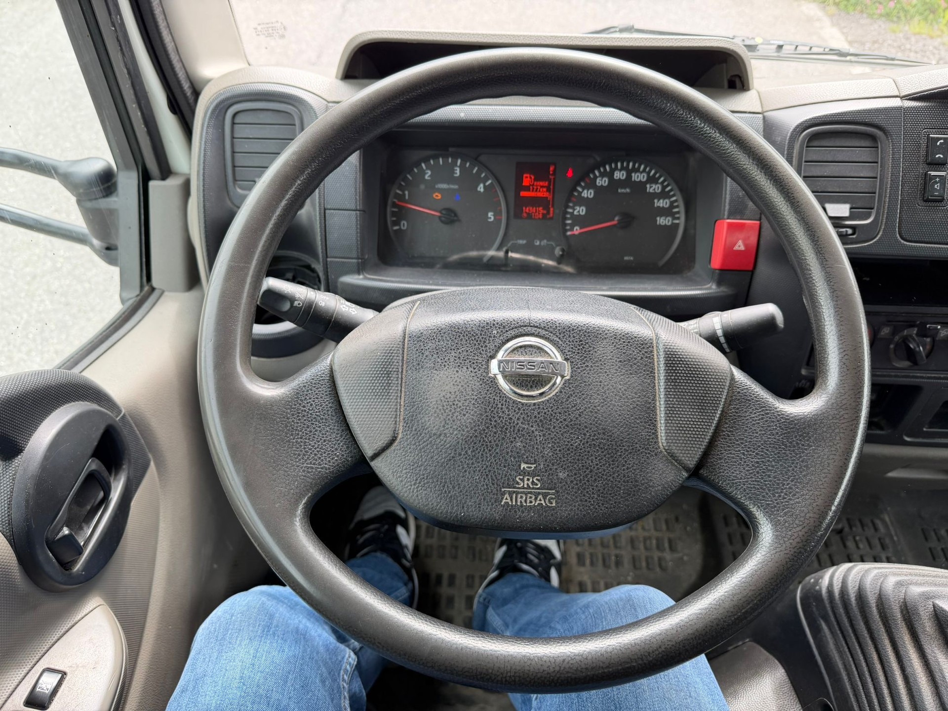 NISSAN CABSTAR-image-7