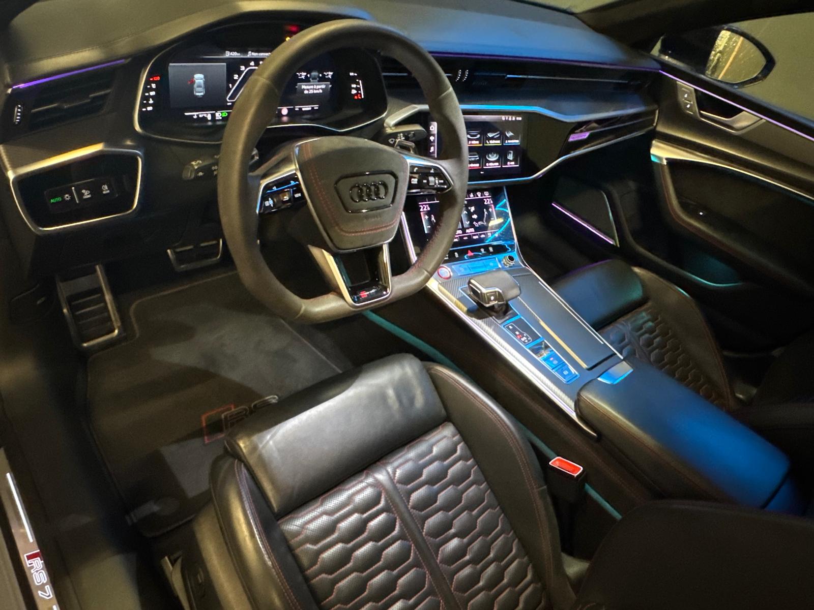 AUDI RS7 Sportback MHEV-showroom-element-1