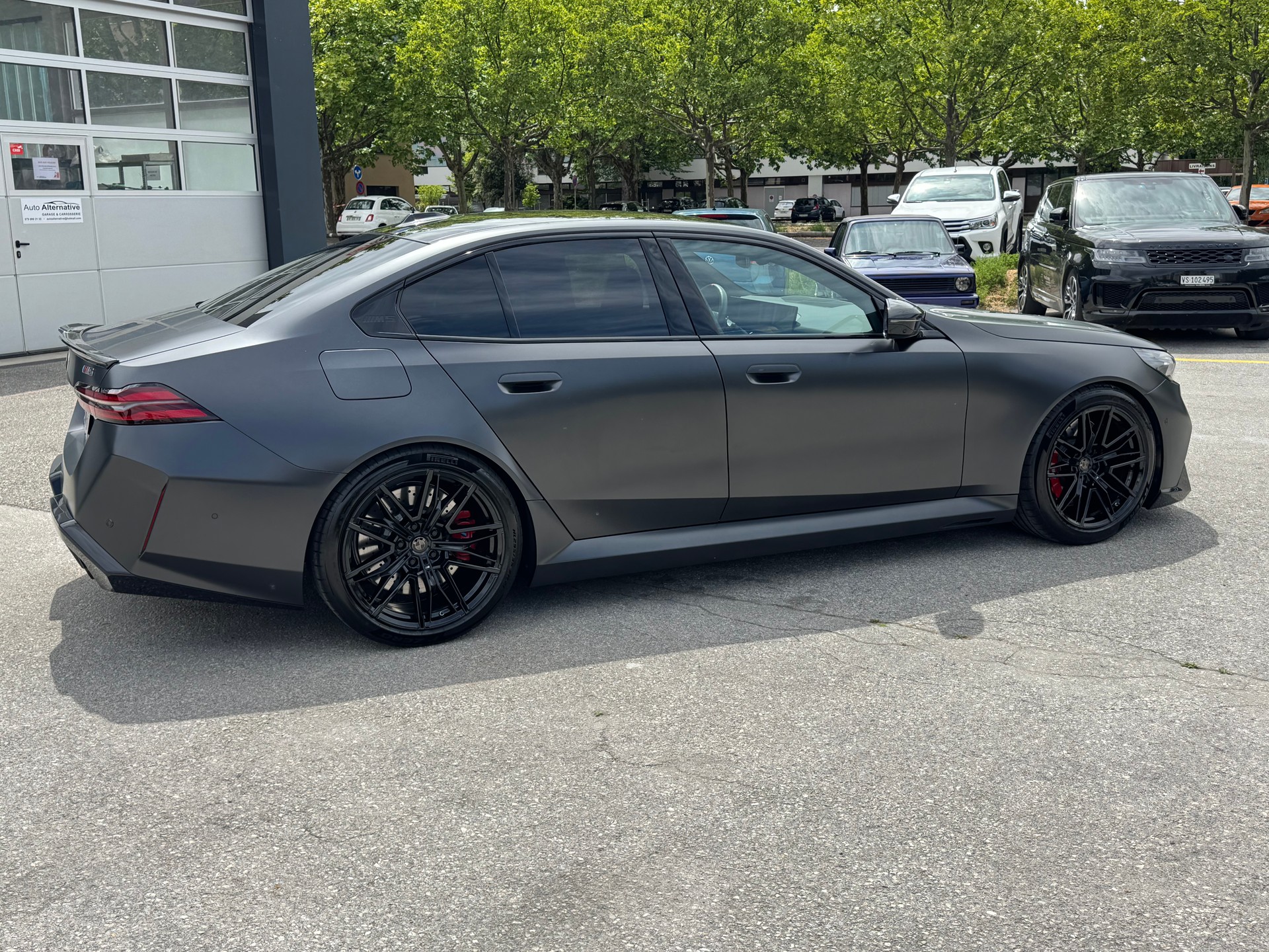 BMW M5 xDrive-showroom-element-2