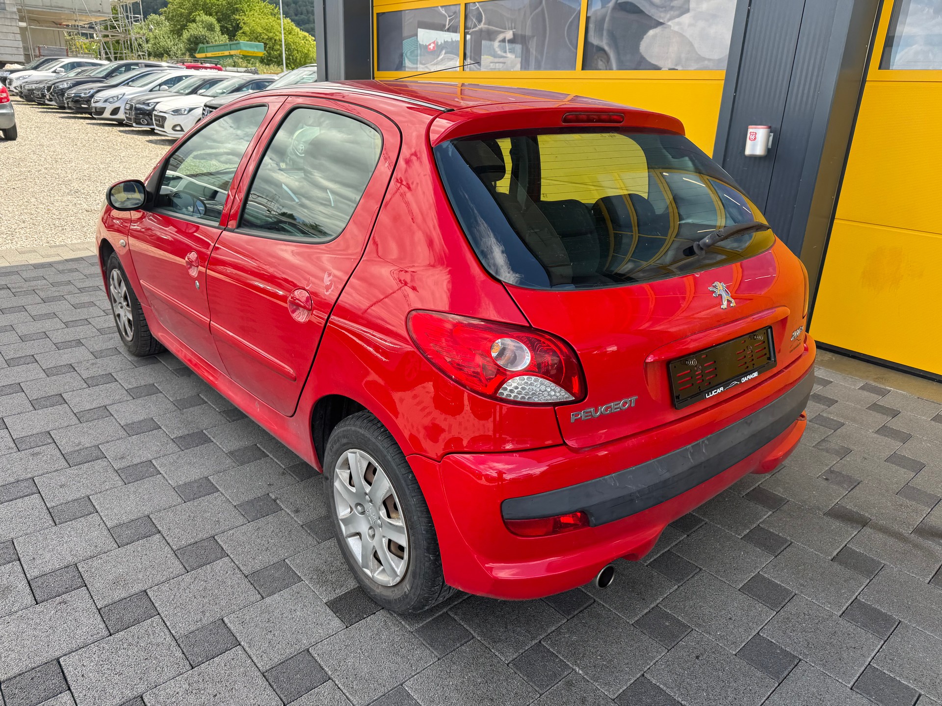 PEUGEOT 206+ 1.4 Trendy-image-7