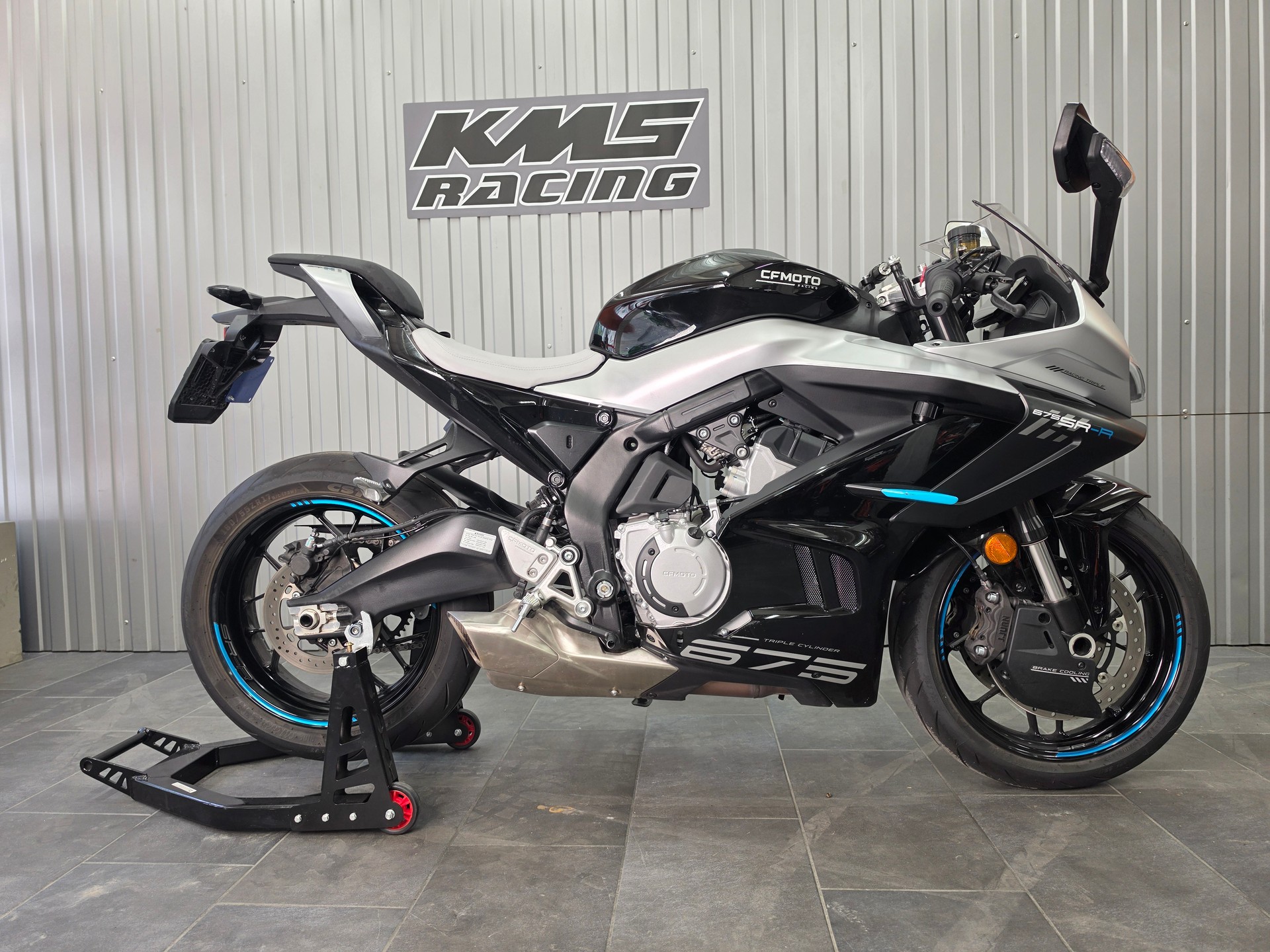 CF MOTO 675 SR-R-image-1