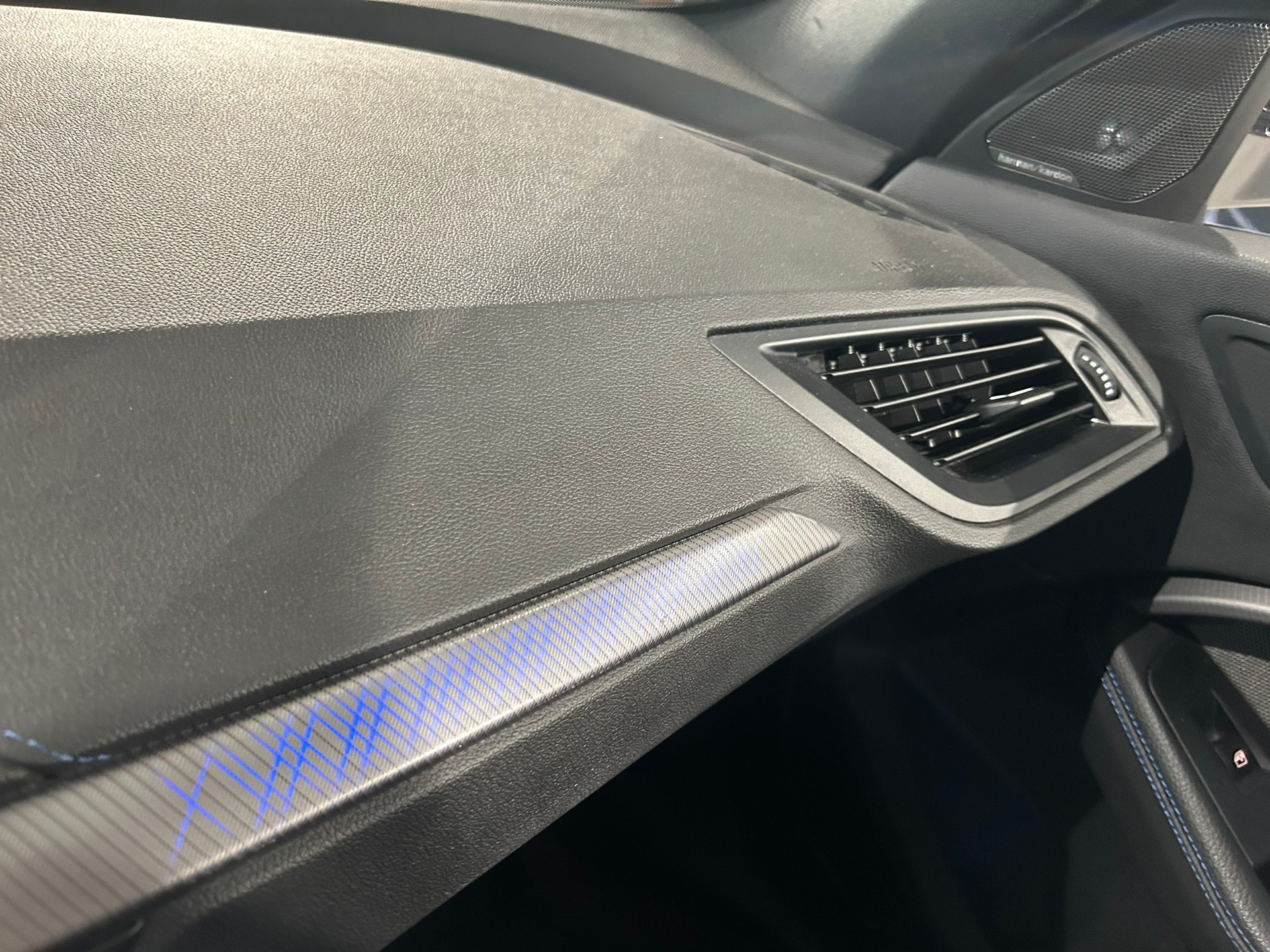 BMW 120i M Sport Steptronic-image-27