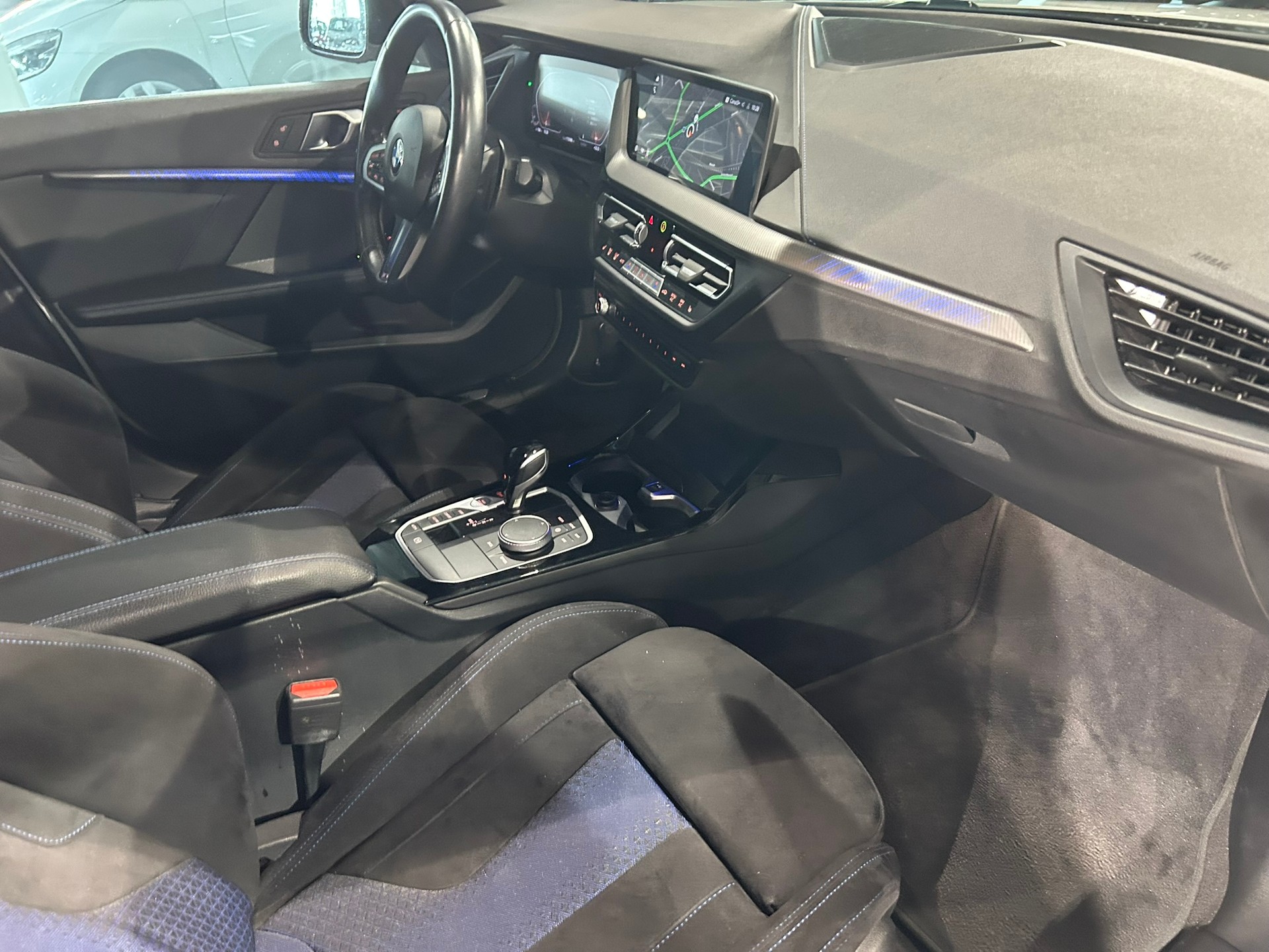 BMW 120i M Sport Steptronic-image-22